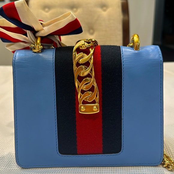 Authentic Gucci Sylvie small bag - Picture 3 of 16